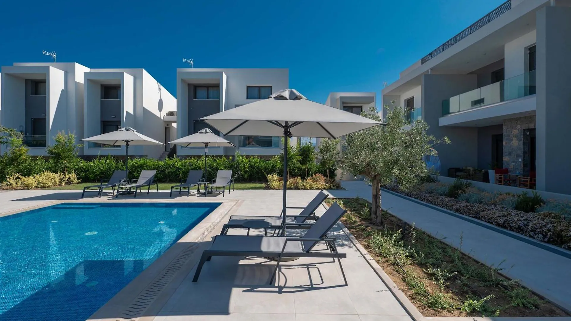 Luxury Olea Valley Apartment - Nikiti Poolside Gem Greece