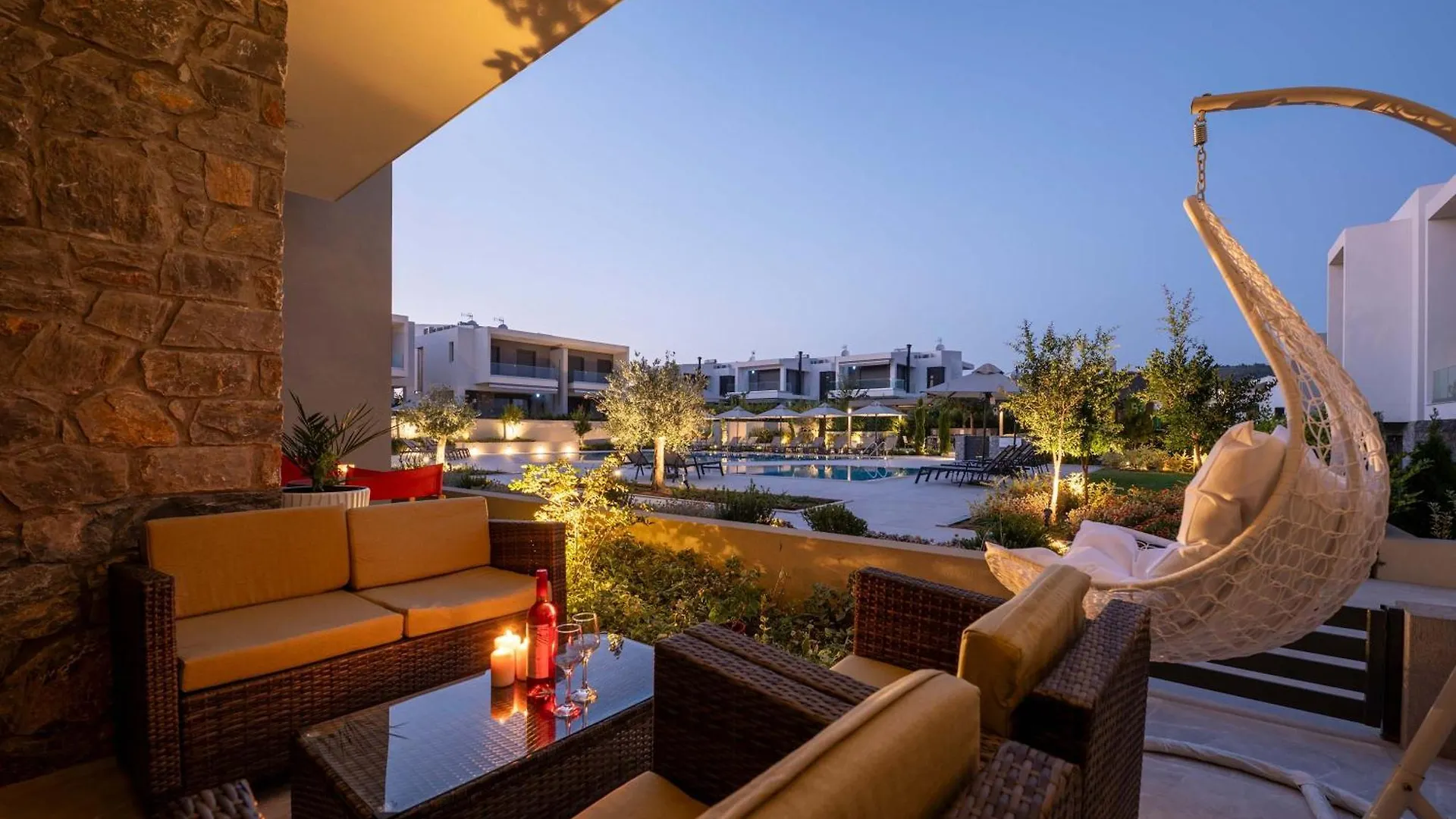 Luxury Olea Valley Apartment - Nikiti Poolside Gem