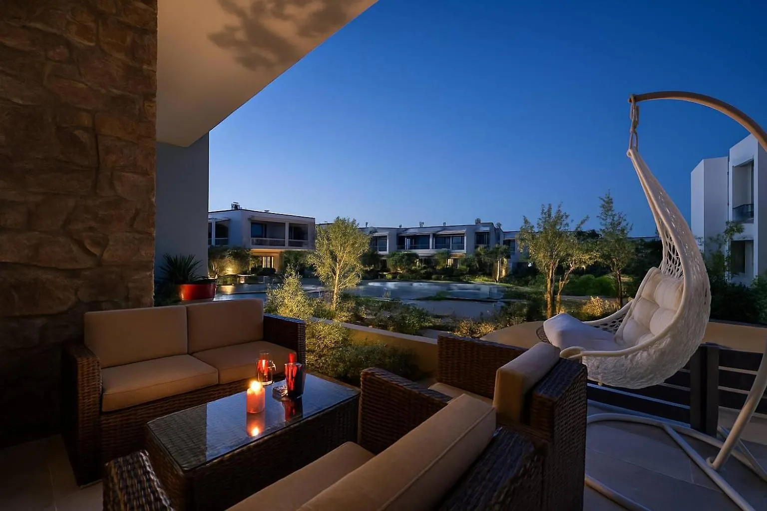 Luxury Olea Valley Apartment - Nikiti Poolside Gem