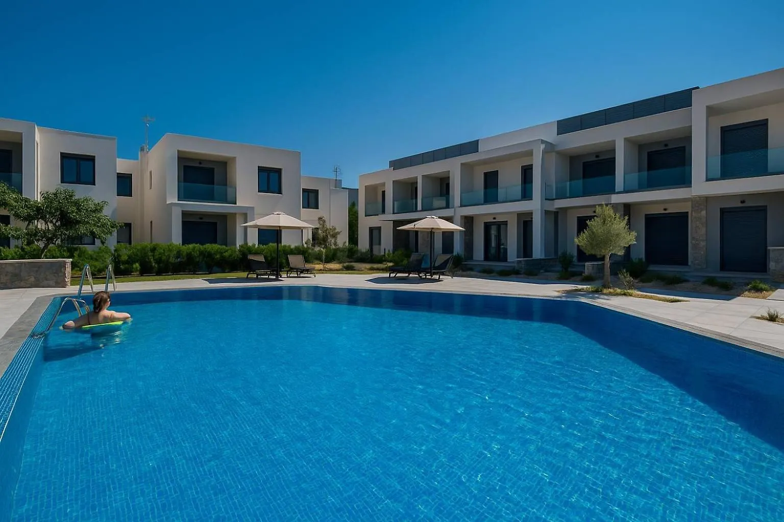 Luxury Olea Valley Apartment - Nikiti Poolside Gem