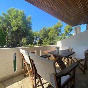 Ta Pefka Apartment